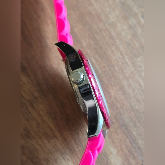 Relic all stainless steel (ZR15633), Day, date's calendar, Party watch for Women - Picture 4 of 6